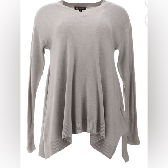 DG2 V-Neck Sweater - Picture 8 of 8